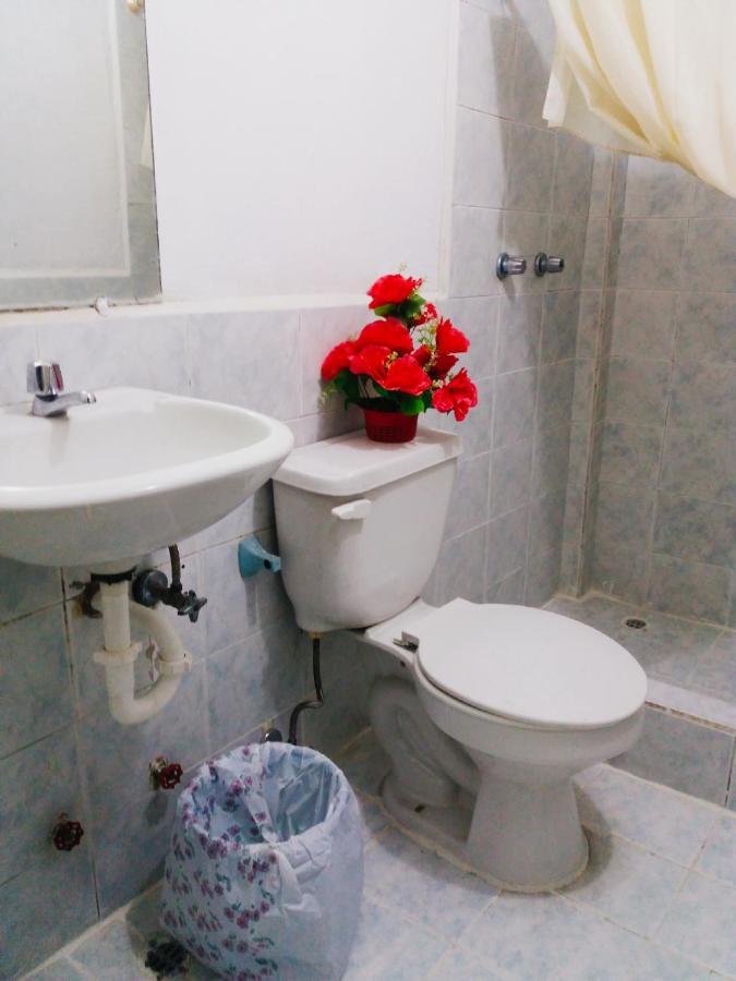 Napoles Emperador II Hotel Ambato Kültér fotó